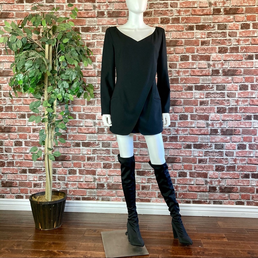 Vintage 90’s minimal black suiting mini dress M